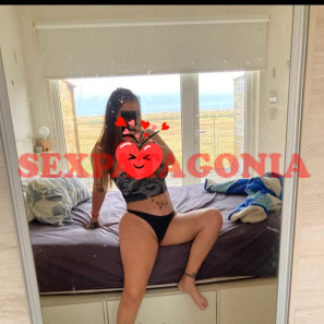 Escort FLOPPY   CULONA en Punta Arenas
